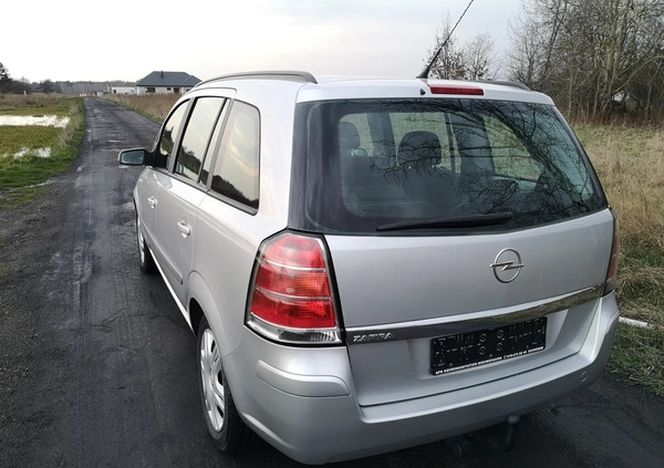 Opel Zafira cena 13900 przebieg: 243000, rok produkcji 2007 z Ryki małe 781